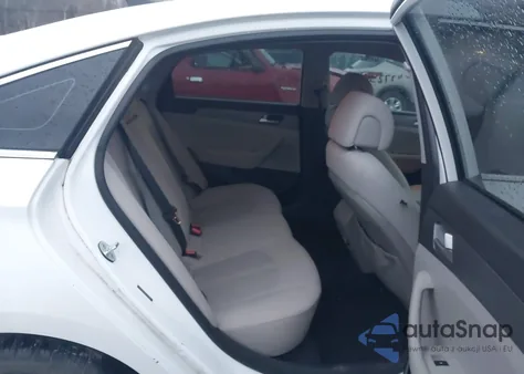 2017 Hyundai Sonata Se z USA, uszkodzony, nr VIN 5NPE24AF6HH537688